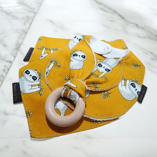 Baby Bib, Bandana Bib, Burp Cloth and Teether - New-born - 3 months
